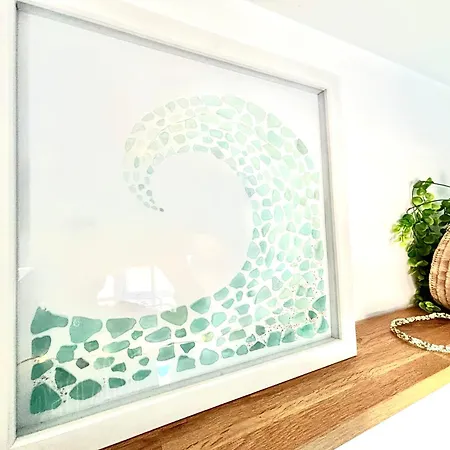 Coastal Inspired Seaview Flat Apartment