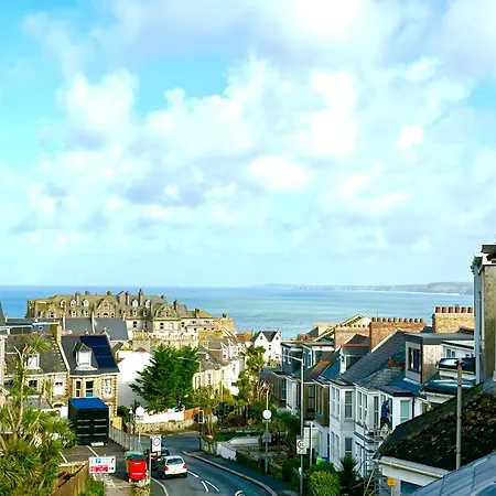Apartment Coastal Inspired Seaview Flat *